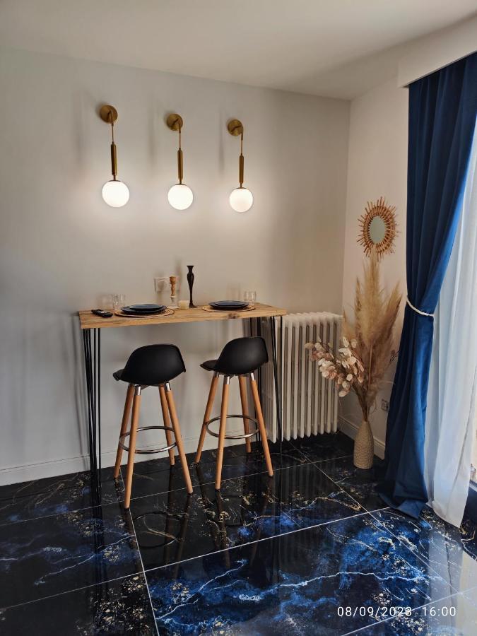 Studio Avec Jaccuzzi Saintry-sur-Seine Exterior photo